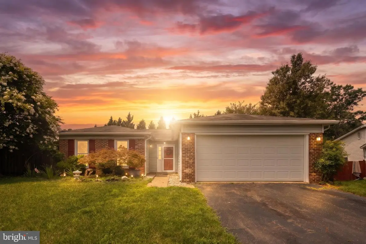 9254 Garnet Ct, Manassas, VA 20110 - #1