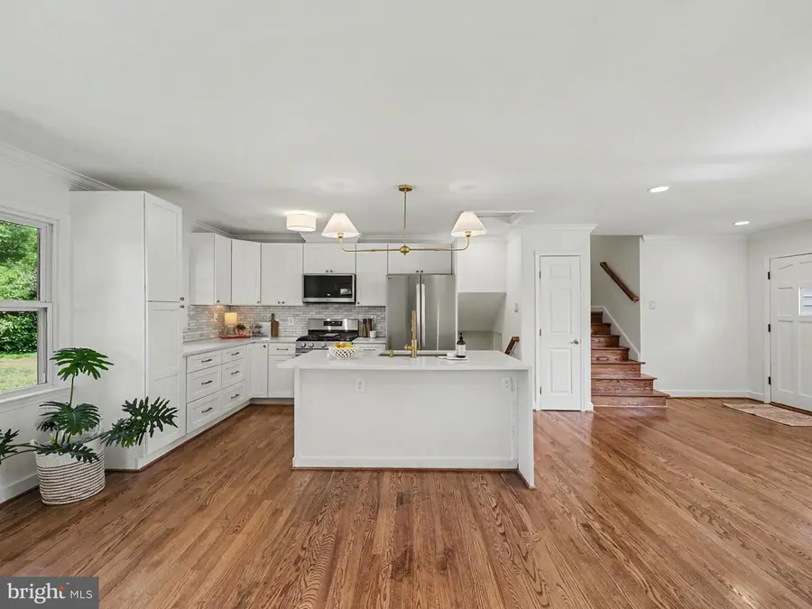 8904 Early St, Manassas, VA 20110 - #3