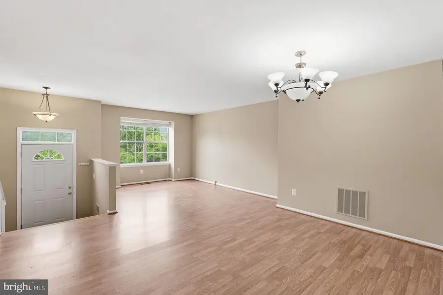 9571 Tudor Oaks Dr, Manassas, VA 20110 - #3