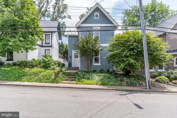 9229 Portner Ave, MANASSAS, VA 20110