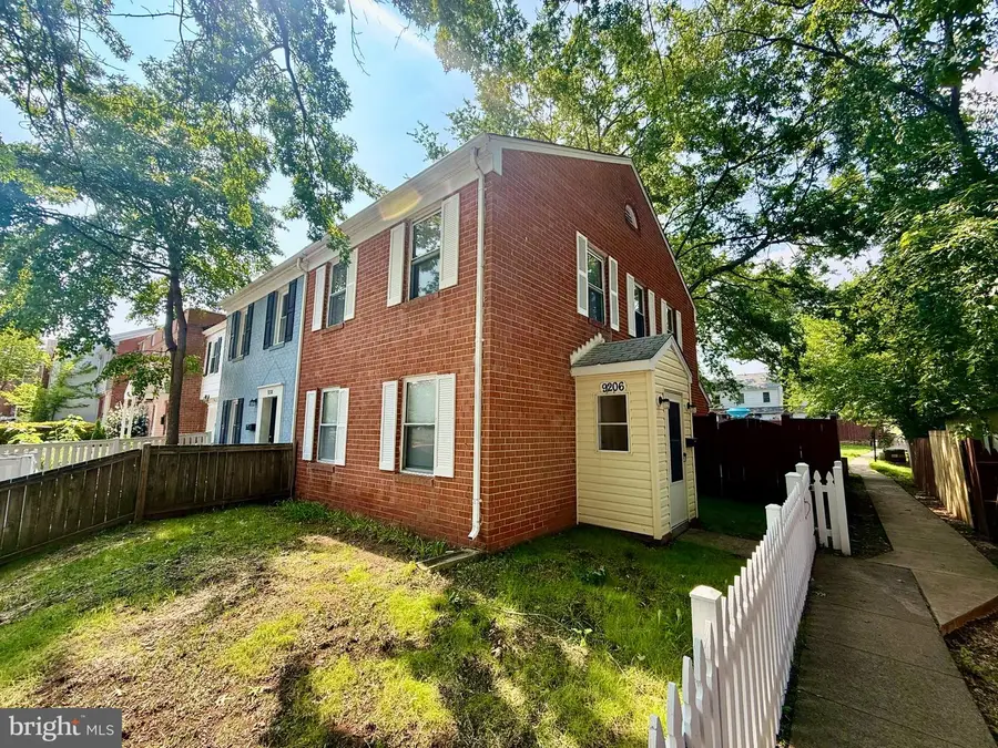 9206 Hood Rd, Manassas, VA 20110 - #2