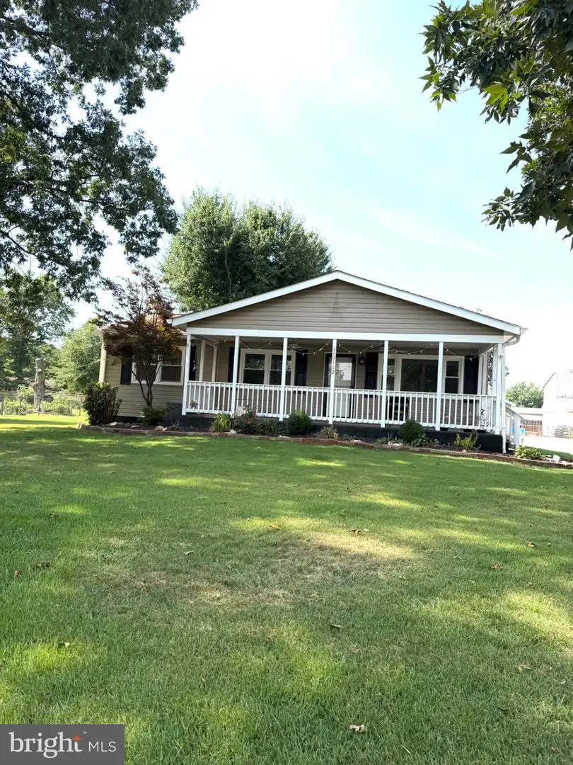 10112 S Grant Ave, Manassas, VA 20110 - #2