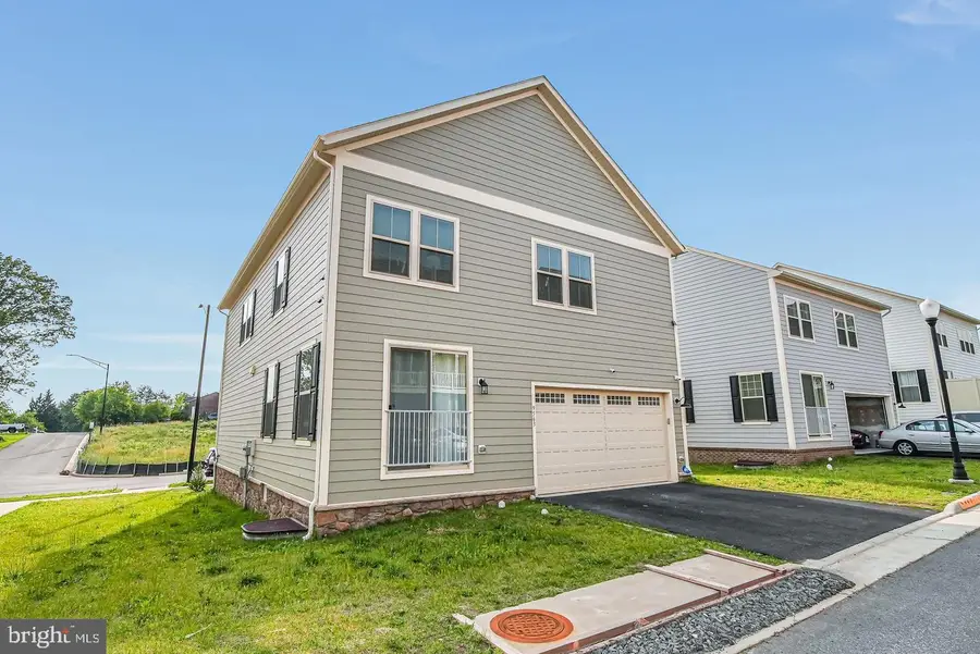 9563 Jefferson St, Manassas, VA 20110 - #2