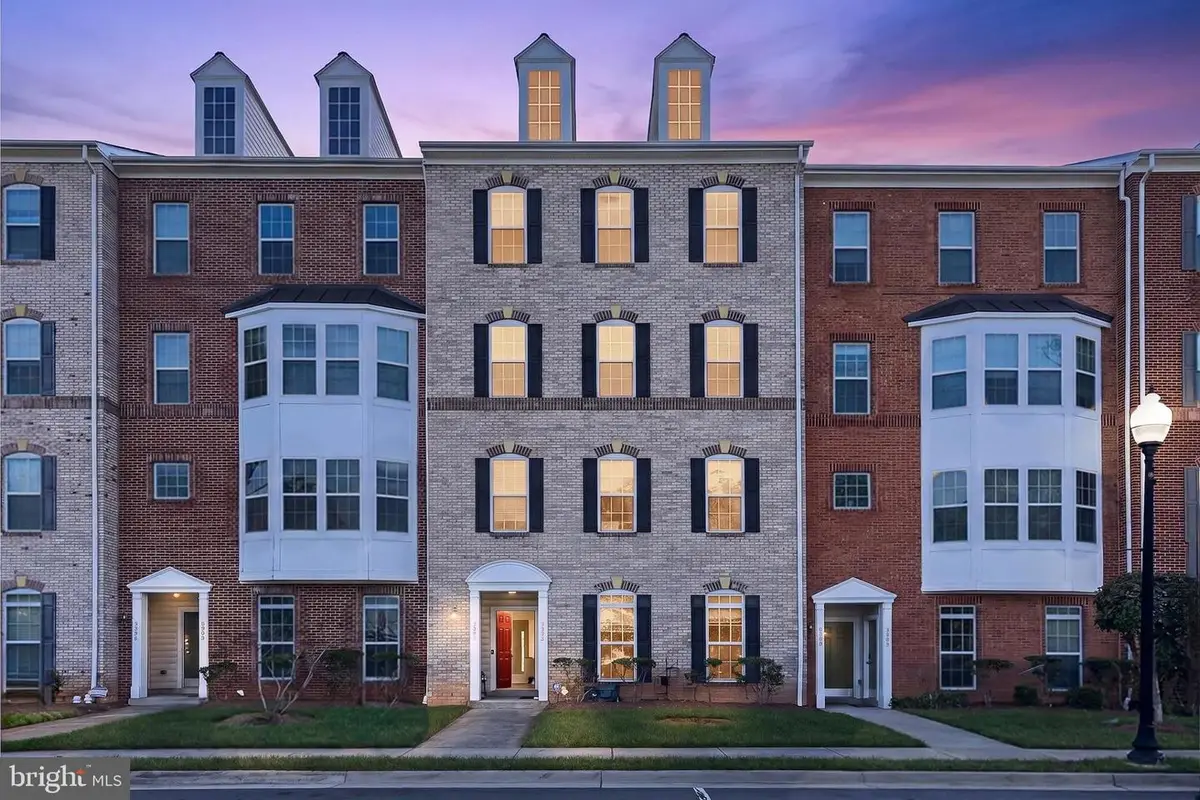 9479 Stonewall Rd, Manassas, VA 20110 - #1