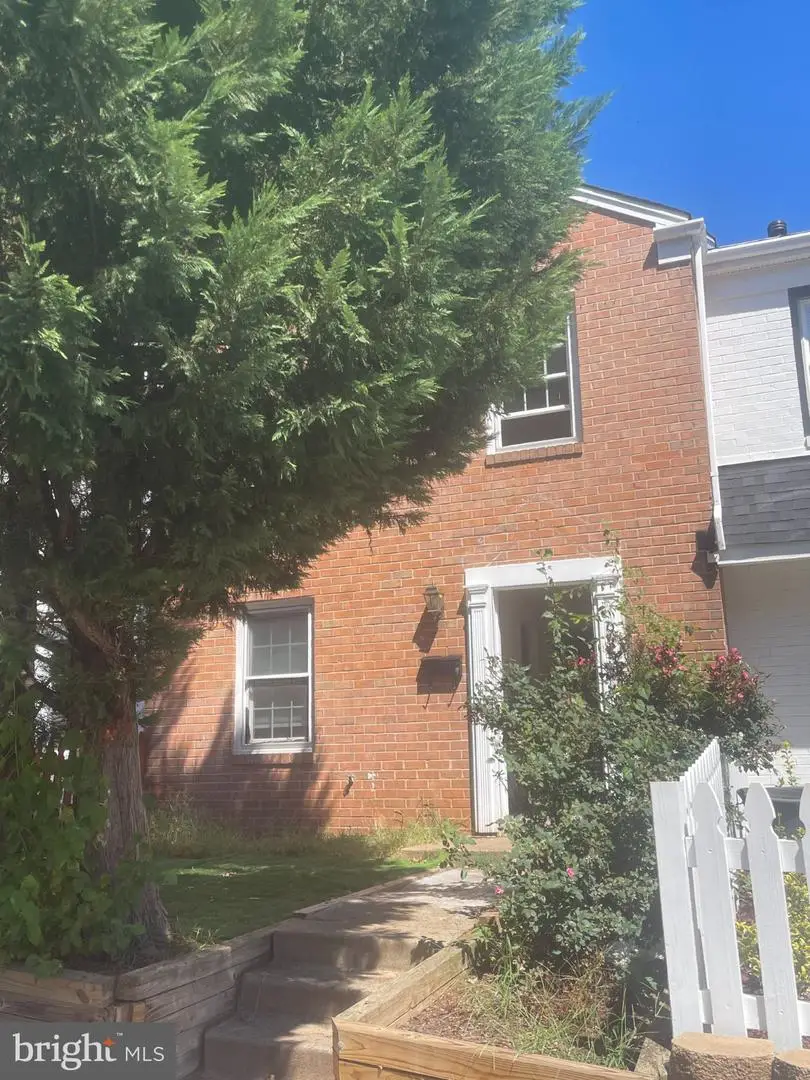 9355 Taney Rd, Manassas, VA 20110 - #1