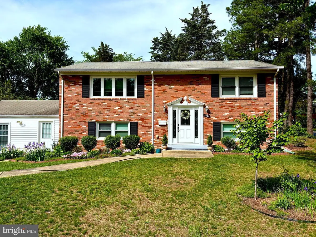8900 Wilson Ave, Manassas, VA 20110 - #1