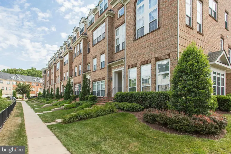 9800 Pickens Pl, Manassas Park, VA 20111 - Image #2