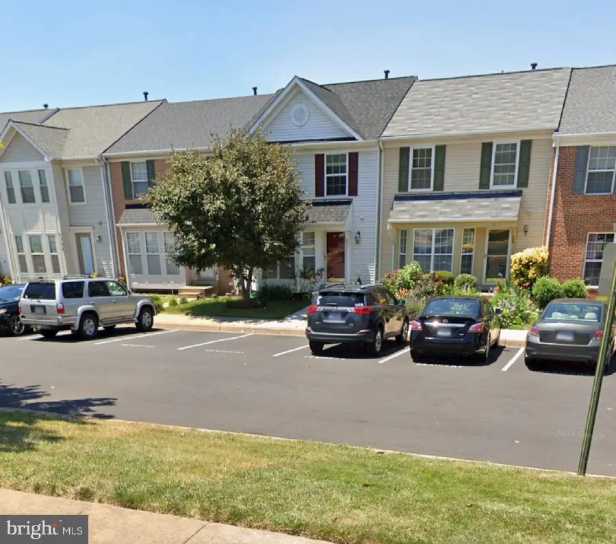 9212 Andrew Dr, Manassas Park, VA 20111 - Image #2