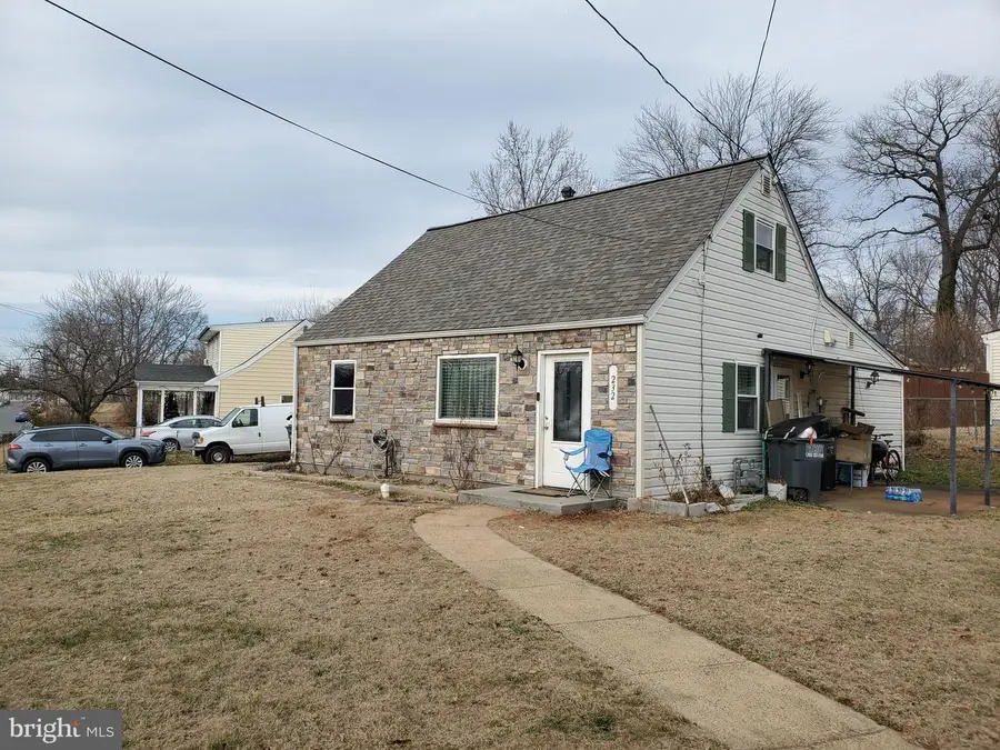 232 Cabbel Dr, Manassas Park, VA 20111 - Image #2