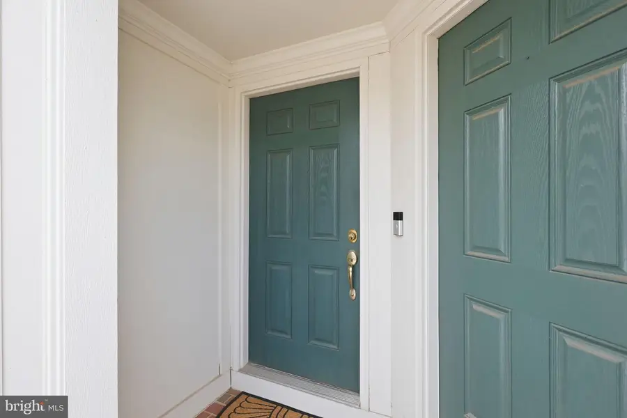 9826 Pickens Pl, Manassas Park, VA 20111 - Image #2