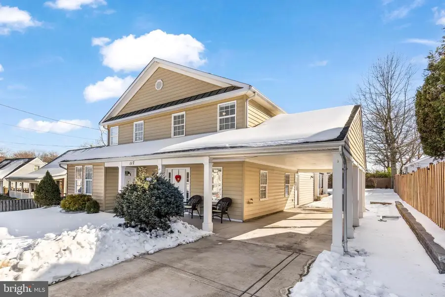 117 Polk Dr, Manassas Park, VA 20111 - Image #2