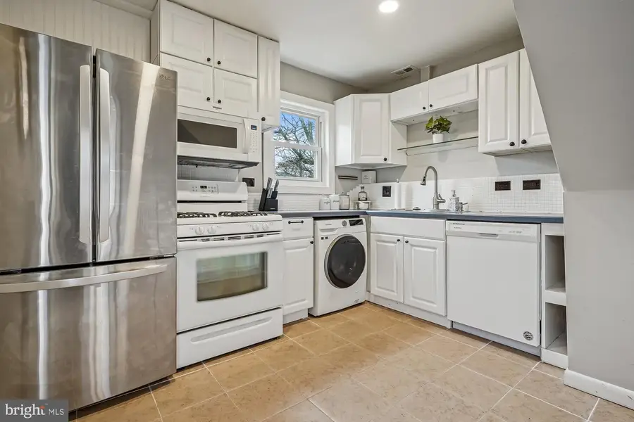 117 Manassas Dr, Manassas Park, VA 20111 - #3