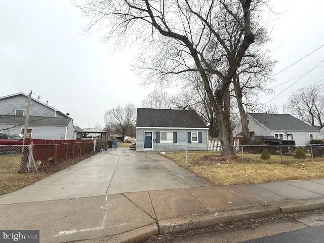 165 Cabbel Dr, Manassas Park, VA 20111 - #2