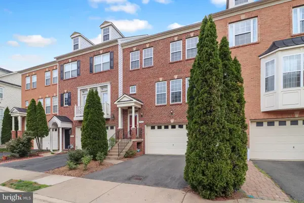 9784 Corbett Cir, MANASSAS PARK, VA 20111