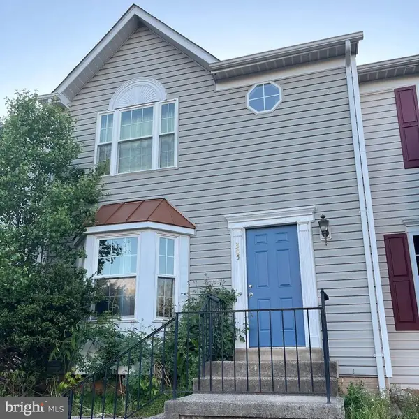 305 Moseby Ct, MANASSAS PARK, VA 20111