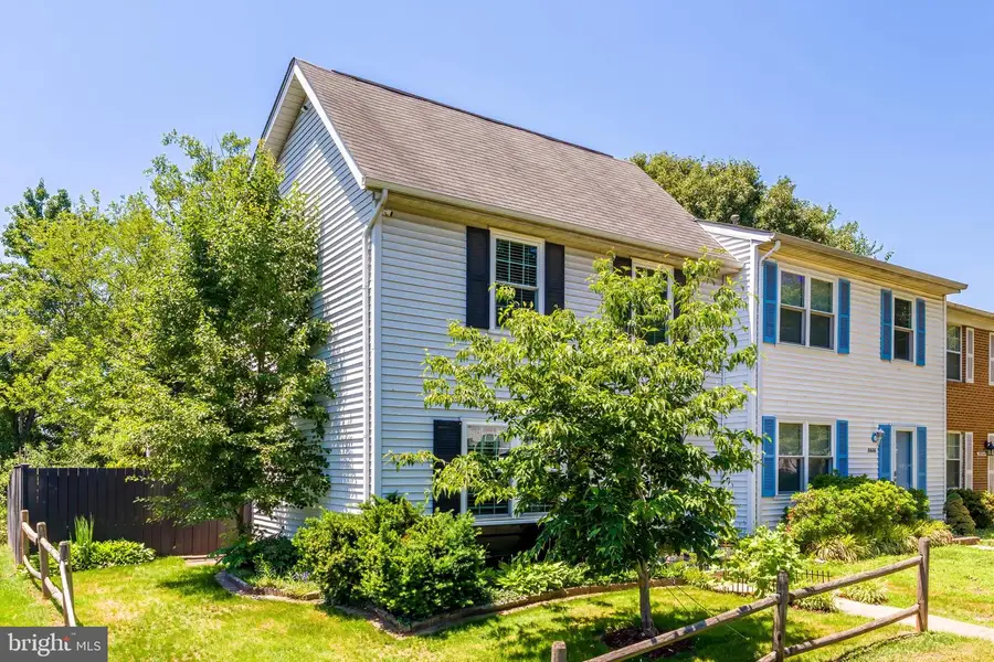8668 Woodhue Ct, Manassas Park, VA 20111 - #3