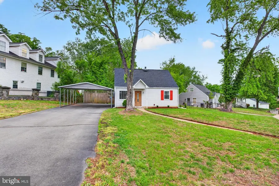 296 Manassas Dr, Manassas Park, VA 20111 - #3