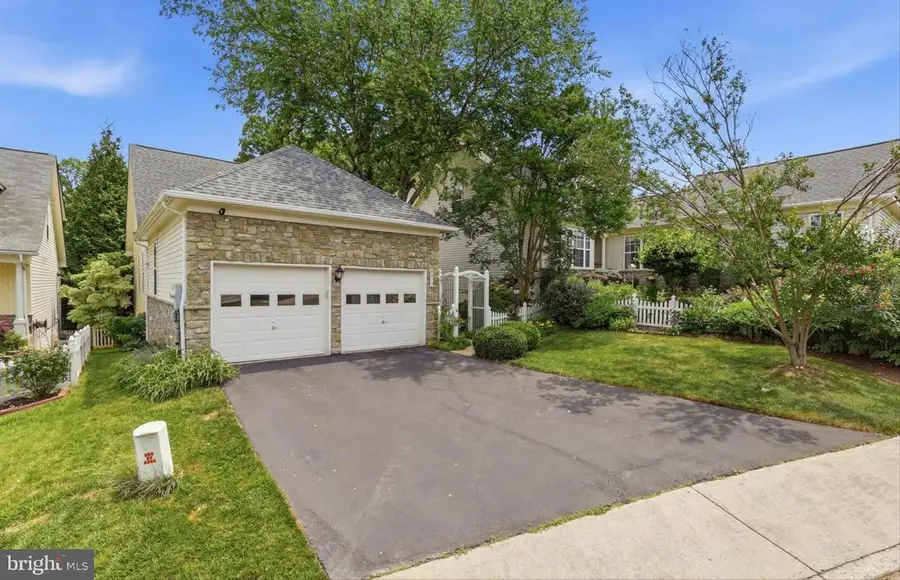 9411 Primrose Ln, Manassas Park, VA 20111 - #3