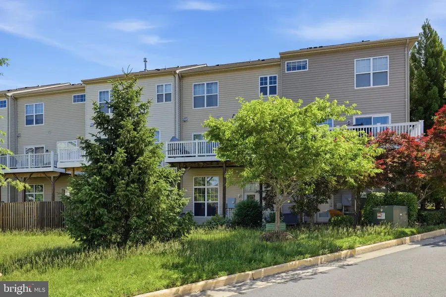9026 Phita Ln, Manassas Park, VA 20111 - #2