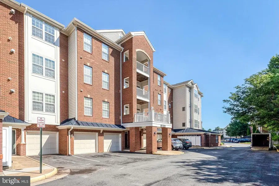 9722 Holmes Pl #407, Manassas Park, VA 20111 - #3