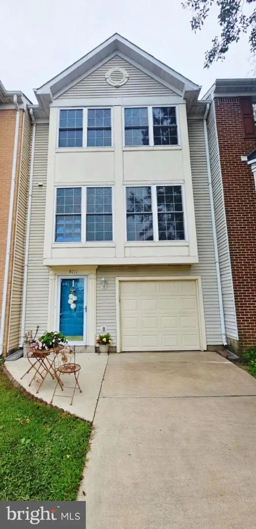 9211 Andrew Dr, MANASSAS PARK, VA 20111