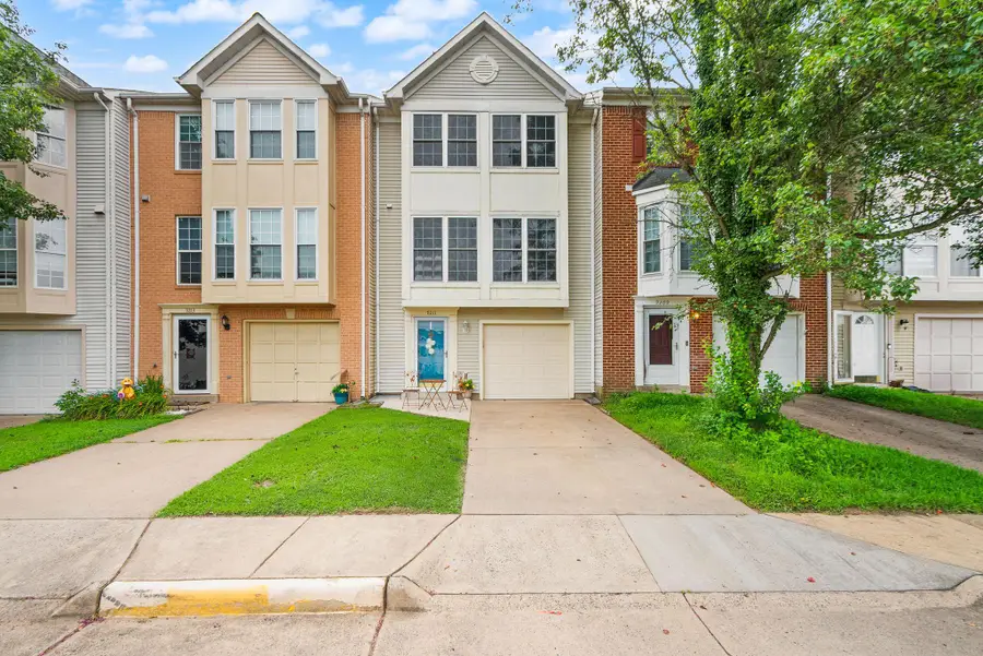 9211 Andrew Dr, Manassas Park, VA 20111 - #2