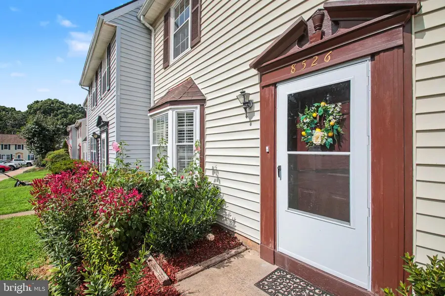 8526 Englewood Ct, Manassas Park, VA 20111 - #2