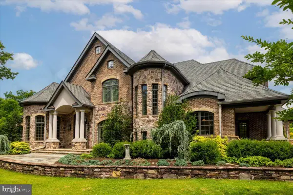 4255 Fortress Dr, BLACKSBURG, VA 24060