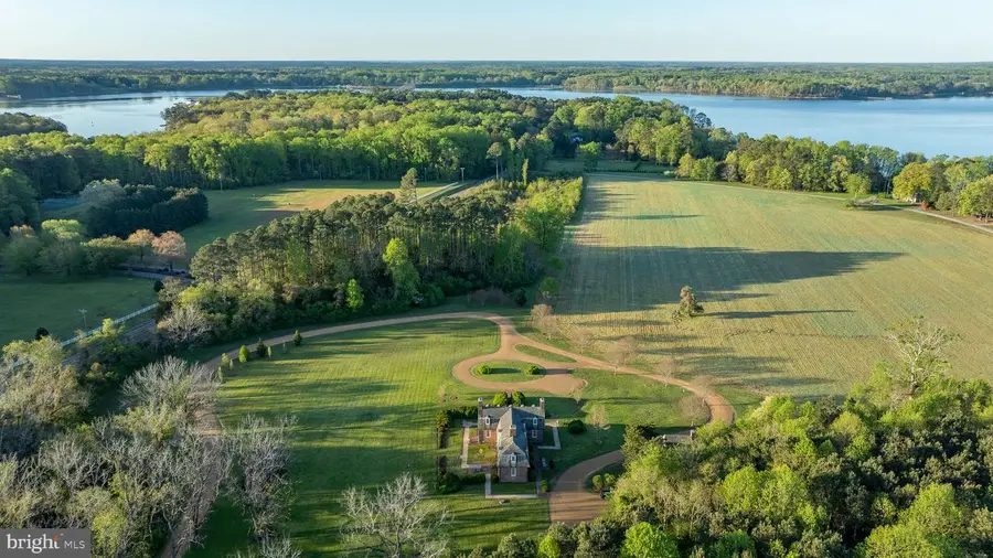 1425 Twiggs Ferry Rd, Hartfield, VA 23071 - Image #3