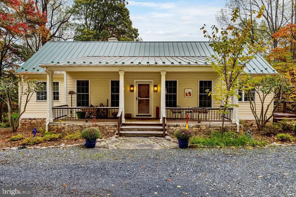 114 Tree House Place, Nellysford, VA 22958 - Image #1