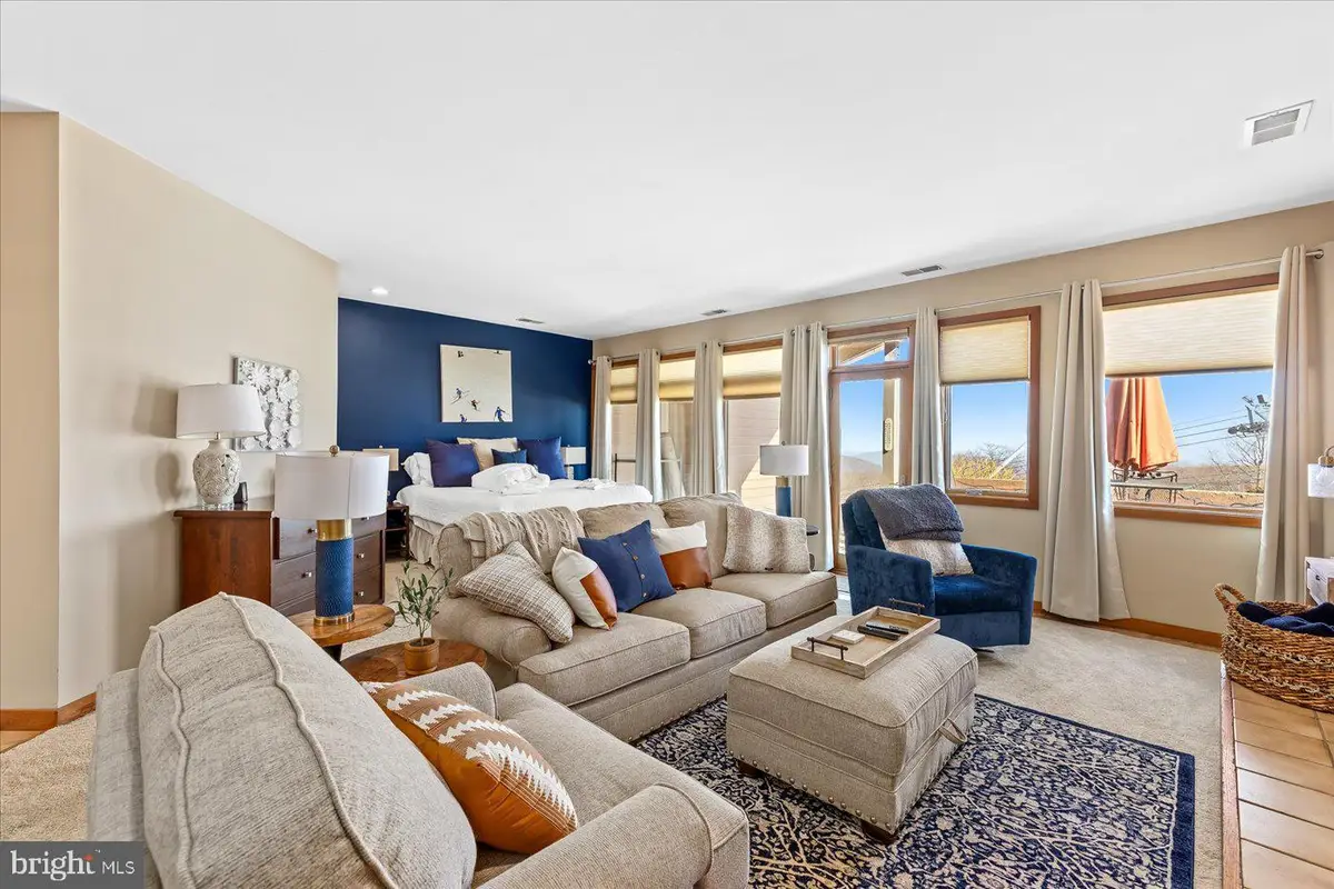 905 Diamond Hill Condos, Wintergreen, VA 22967 - #1