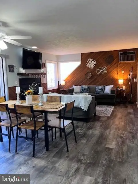 2244 Tanners Ridge, ROSELAND, VA 22967