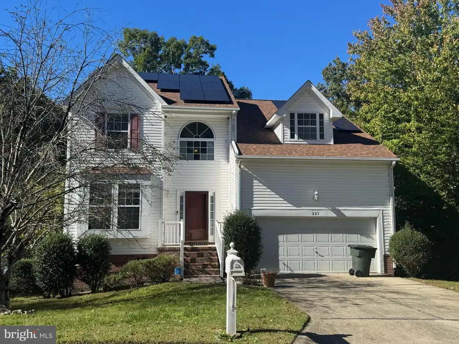 223 Southlake Pl, Newport News, VA 23602 - #2