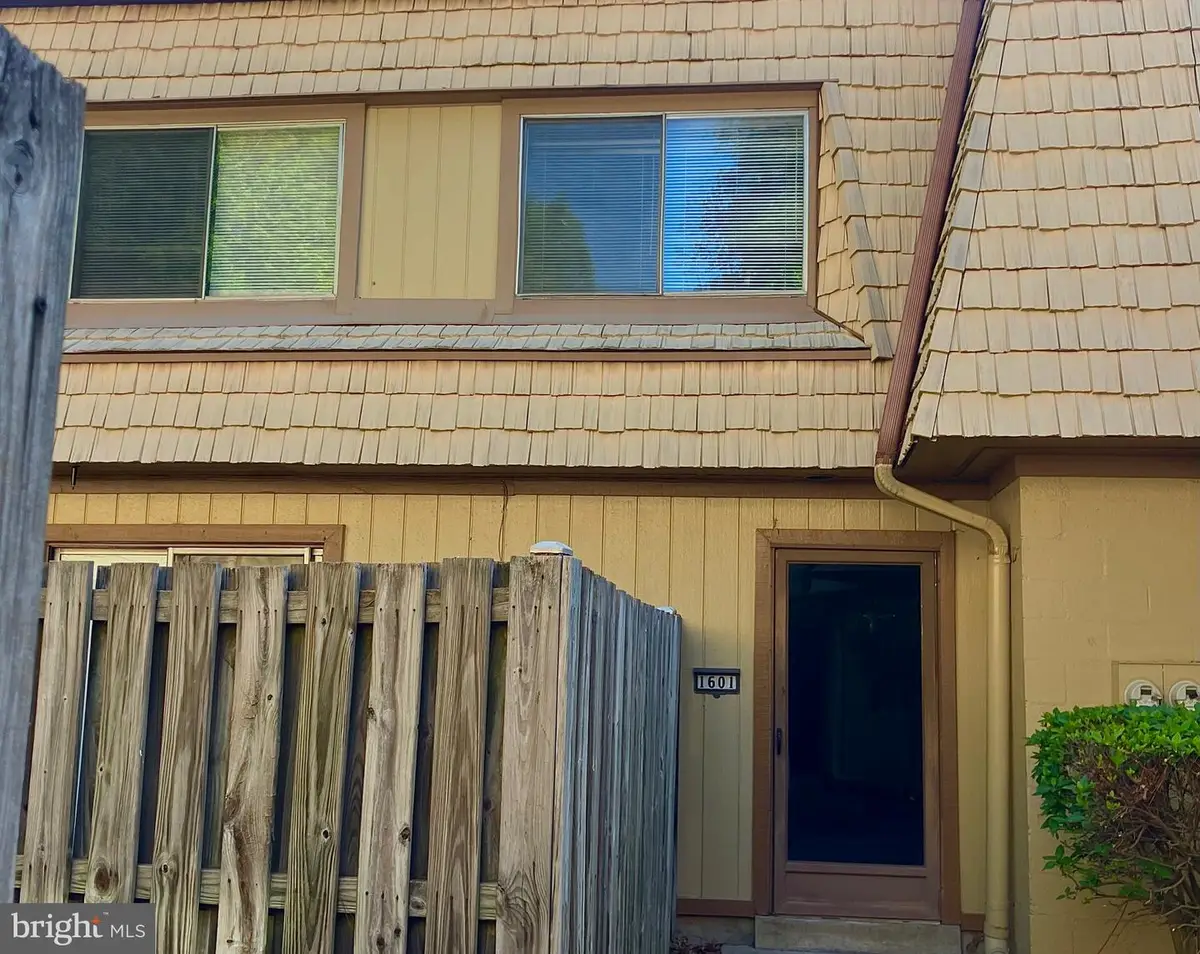 1601 Malibu Pl, Newport News, VA 23608 - #1