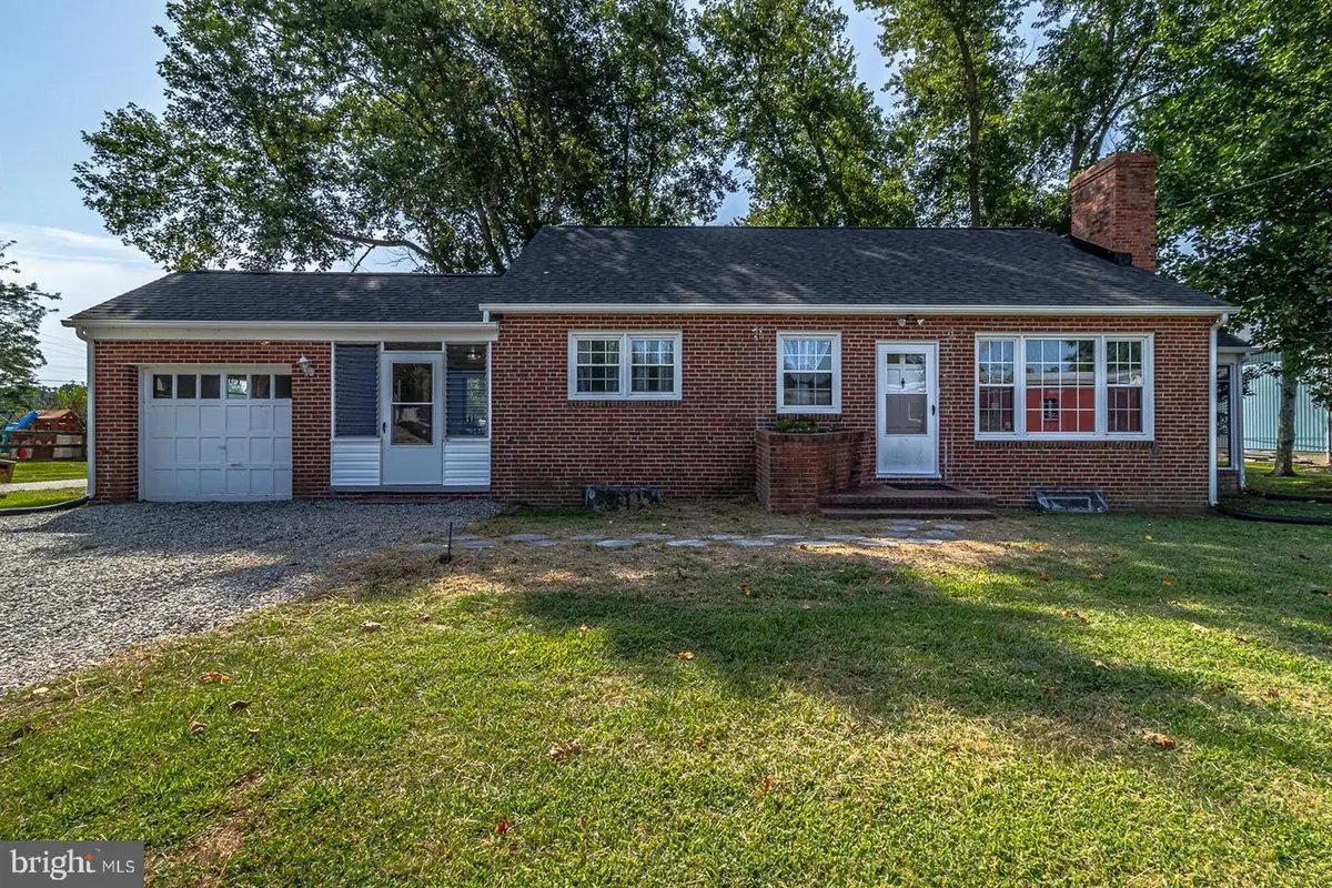 52 Lake Rd, Lottsburg, VA 22511 - Image #1