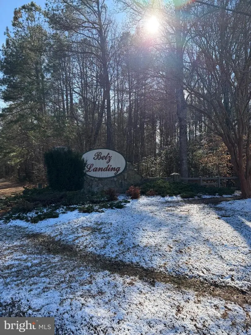 33 Steamboat Ln, Heathsville, VA 22473 - Image #2