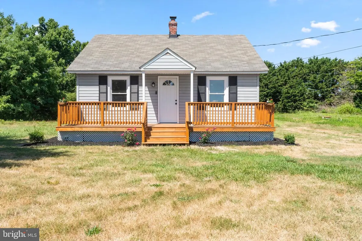 2302 Lighthouse View Dr, Heathsville, VA 22473 - #1