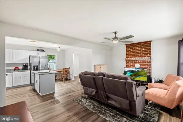 2010 Lake Rd, LOTTSBURG, VA 22511