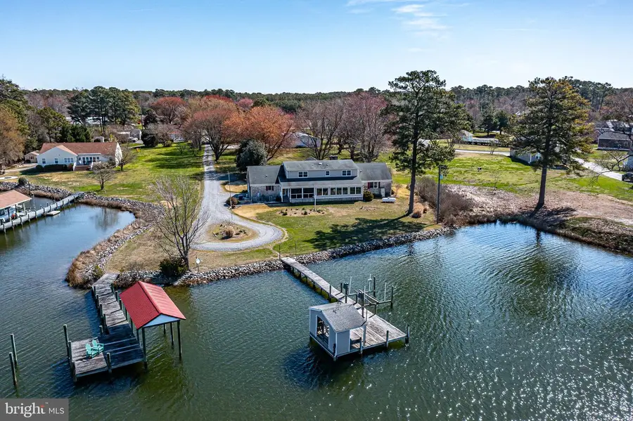 864 Fleeton Rd, Reedville, VA 22539 - #2