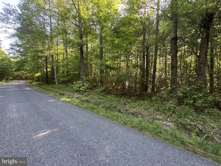 Apple Grove Rd, Kilmarnock, VA 22482 - #3