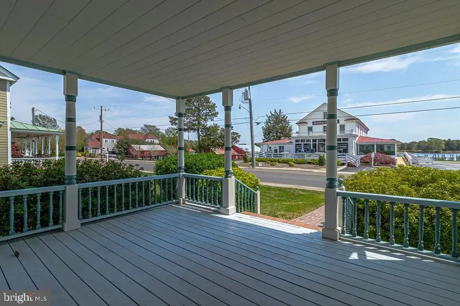 742 Main St, Reedville, VA 22539 - #3