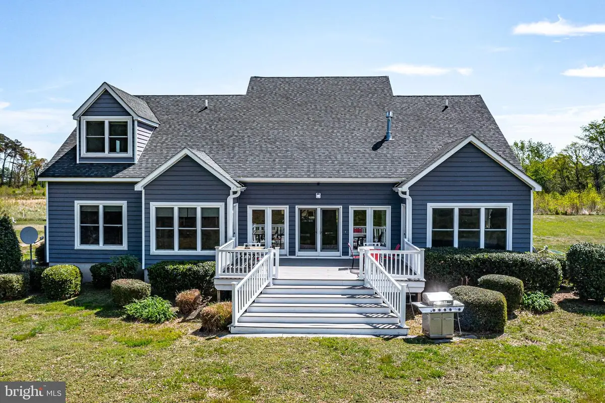 58 Outrigger Point Dr, Heathsville, VA 22473 - #1