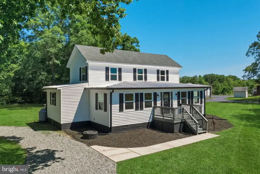 2426 Hampton Hall Rd, Callao, VA 22435 - #2