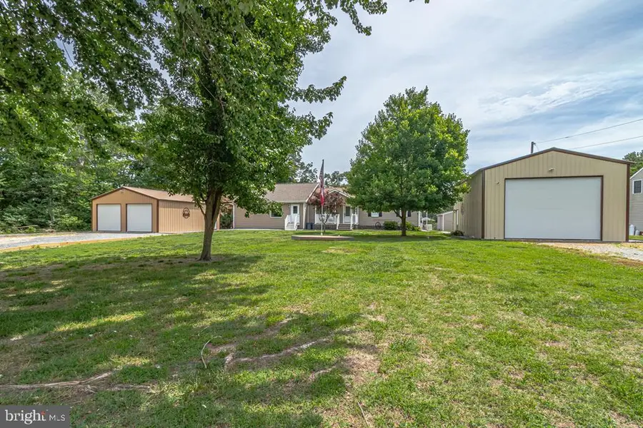 47 Edgewater Dr, Heathsville, VA 22473 - #2
