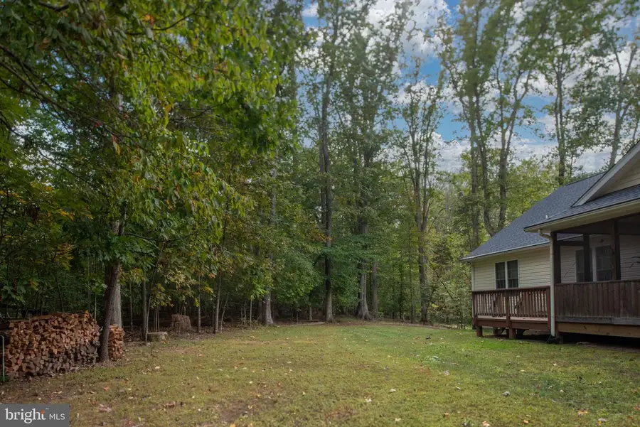 209 Edgemont Ln, Locust Grove, VA 22508 - Image #2