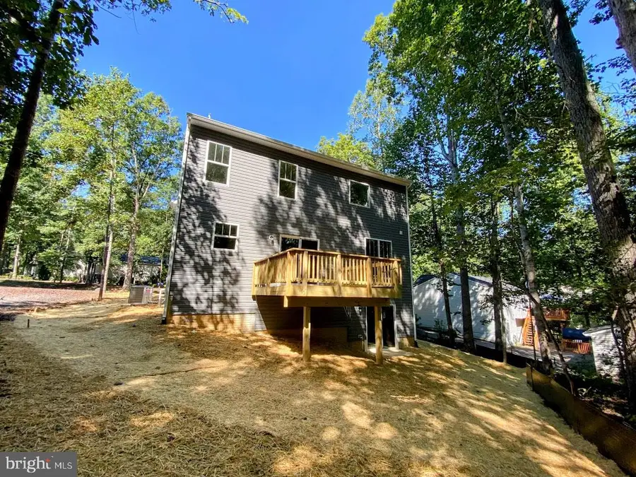 111 Butler Cir, Locust Grove, VA 22508 - Image #2