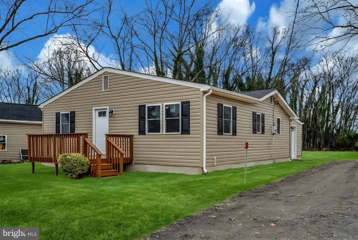 304 Depot St, Gordonsville, VA 22942 - Image #1