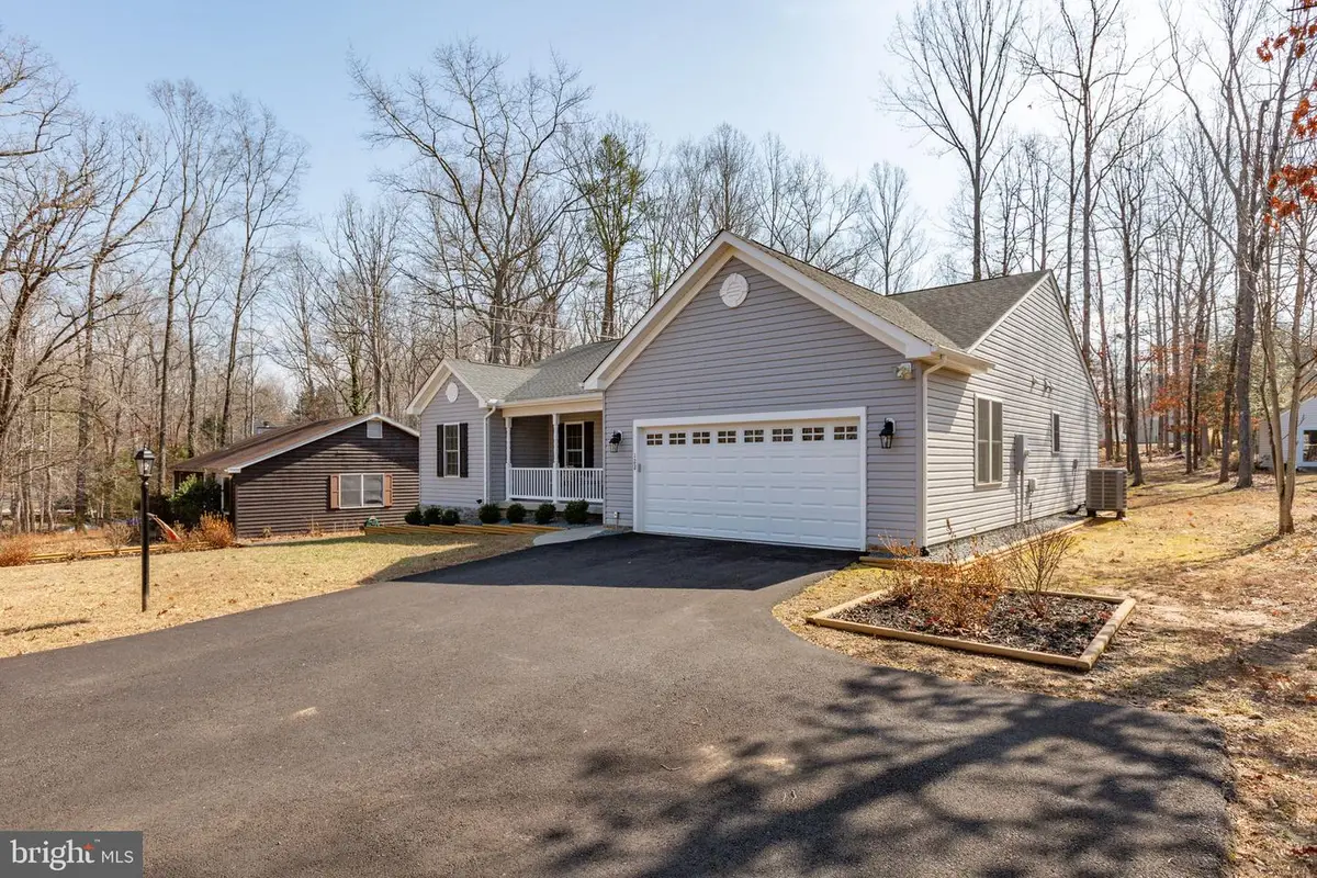 122 Jefferson Ave, Locust Grove, VA 22508 - #1