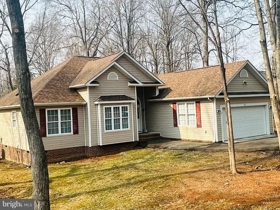 550 Harrison Cir, Locust Grove, VA 22508 - #2