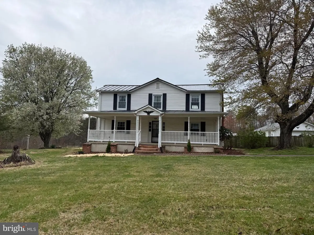 8344 Wilderness Woods Ln, Rhoadesville, VA 22542 - #1